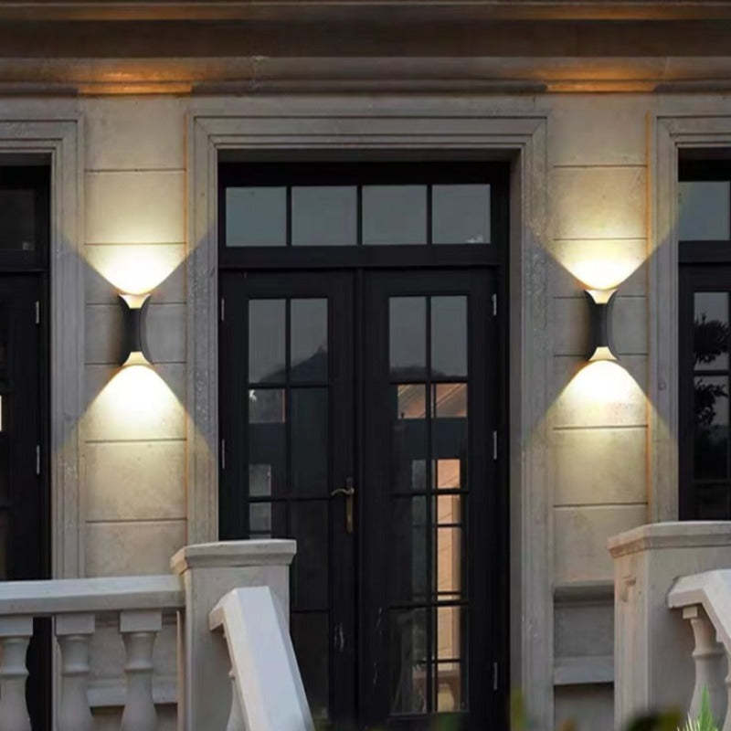 GlowEdge | LED Wall Light – Modern Minimalist Design