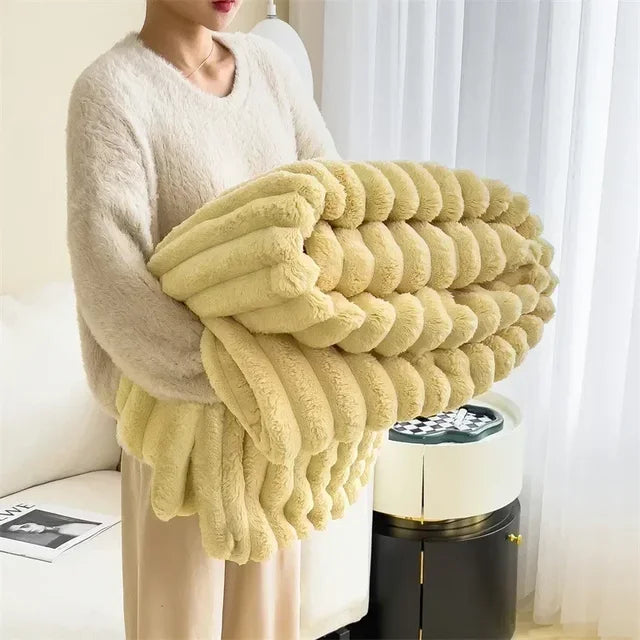 PlushHaven | Throw Blanket – Luxurious Warmth & Elegant Comfort