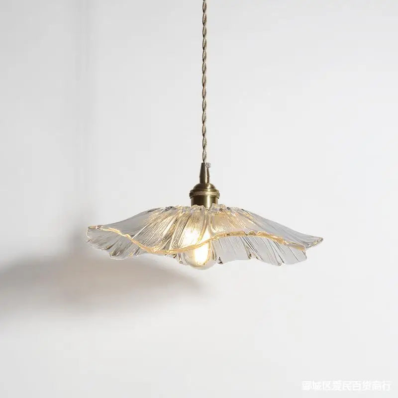 BloomGlow | Floral Ceiling Lamp – Nature-Inspired Design & Soft Light
