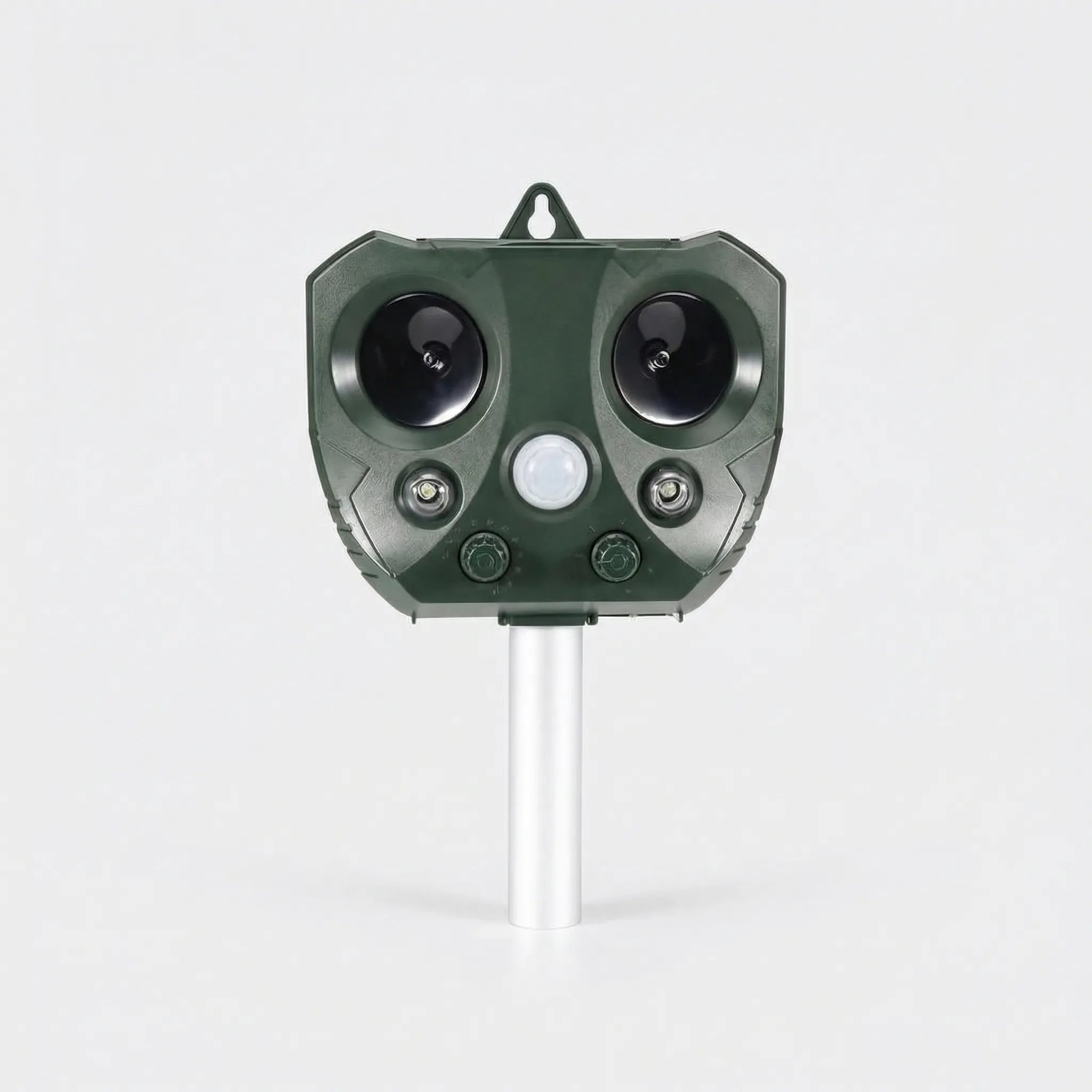 Scarpulse - Solar-Powered Ultrasonic Outdoor Pest Repeller Decoluxe.co.uk