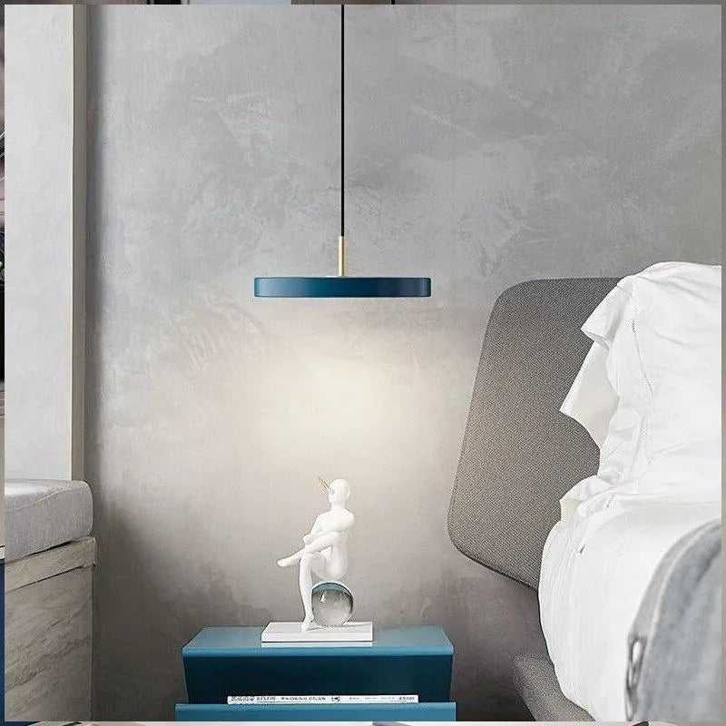 LumiPendant | LED Suspension – Minimalist Design & Adjustable Height