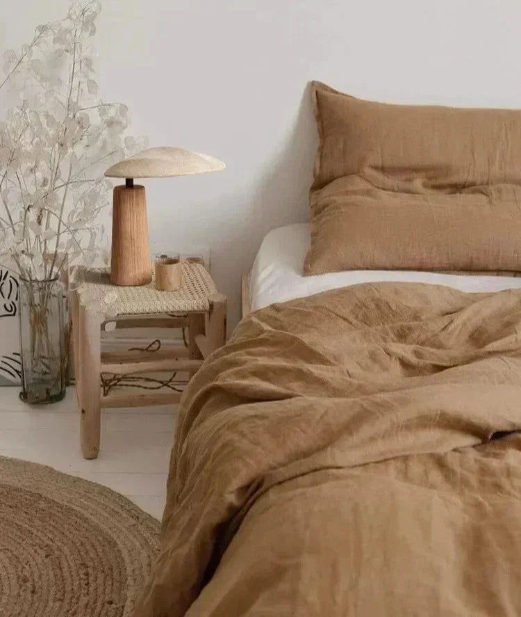 ZenGlow | LED Table Lamp – Wabi-Sabi Design and Soothing Light