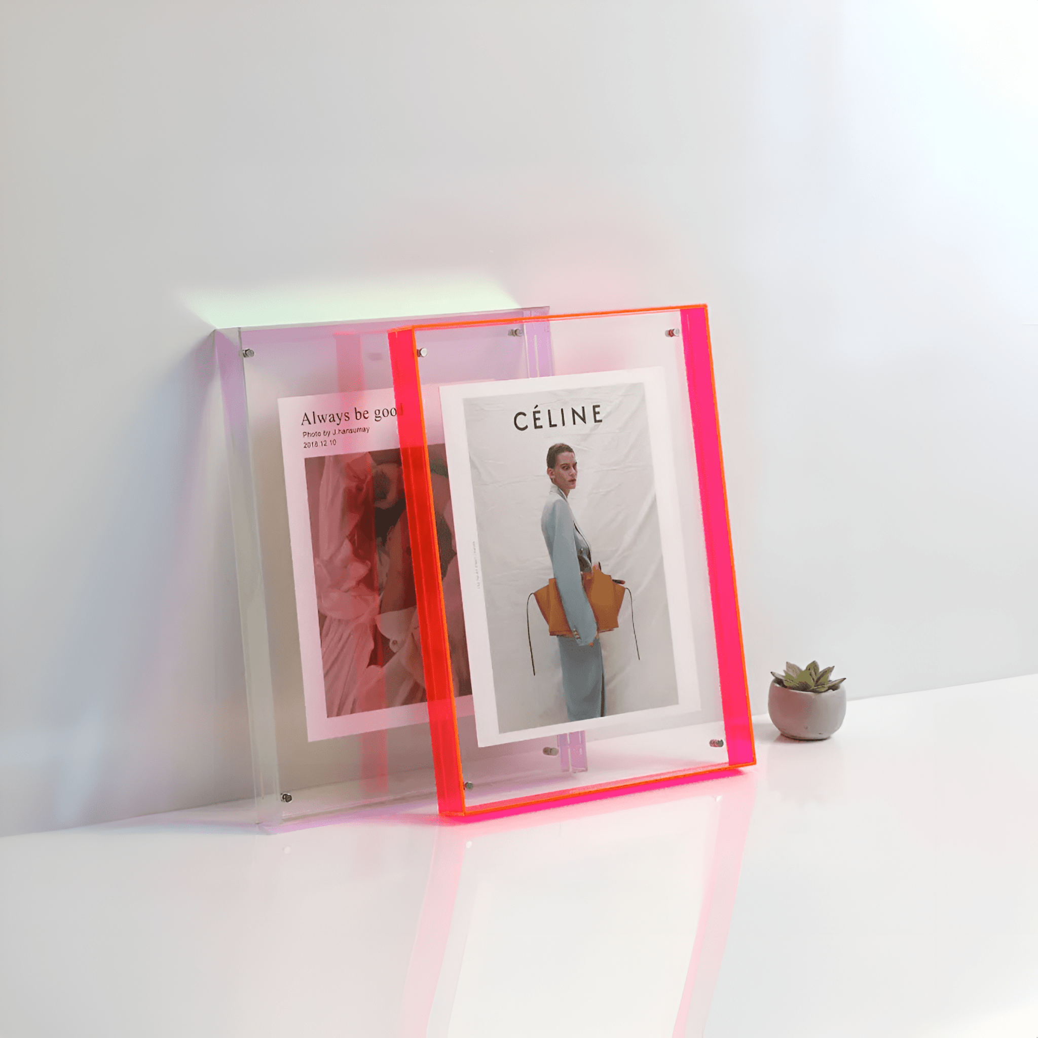 ClearVista | Photo Frame – Modern Acrylic Display Decoluxe.co.uk