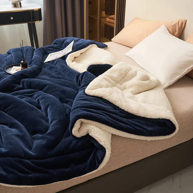 CozyLuxe | Blanket – Warmth and Elegant Comfort Navy Blue Blankets Decoluxe.co.uk