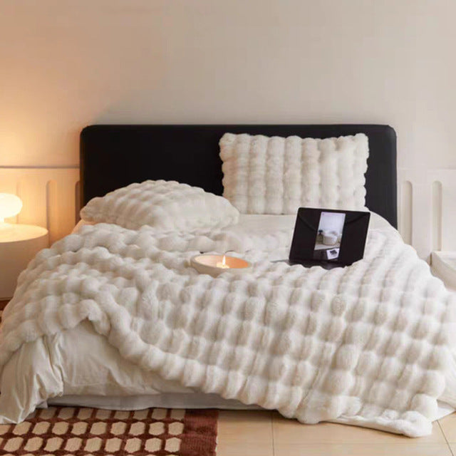 CozyLuxe | Ultra-Soft Blanket – Luxurious Comfort & Elegant Warmth White 39.37 × 62.99 in (100 × 160 cm) Blankets Decoluxe.co.uk