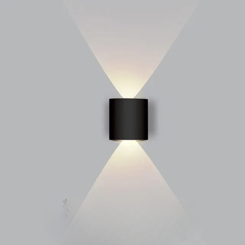 LumeGuard | LED Outdoor Wall Light – Weatherproof Modern Security Black 2W Decoluxe.co.uk