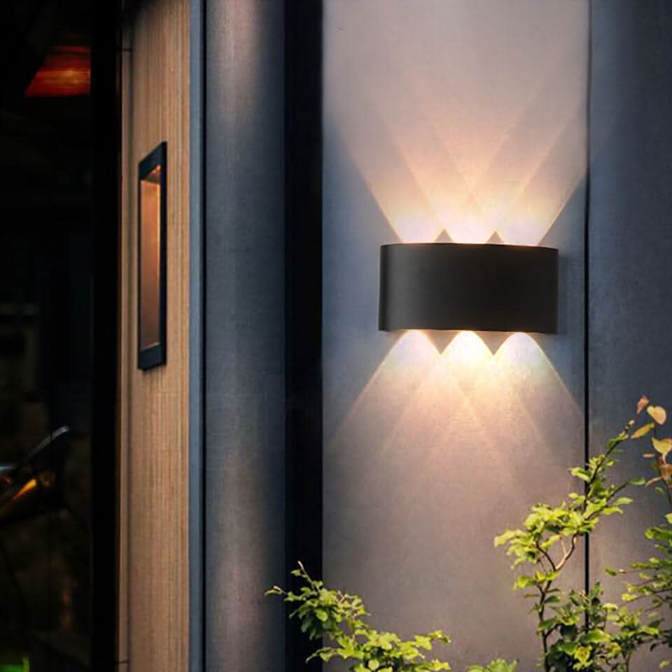 LumeGuard | LED Outdoor Wall Light – Weatherproof Modern Security Decoluxe.co.uk
