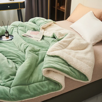 CozyLuxe | Blanket – Warmth and Elegant Comfort