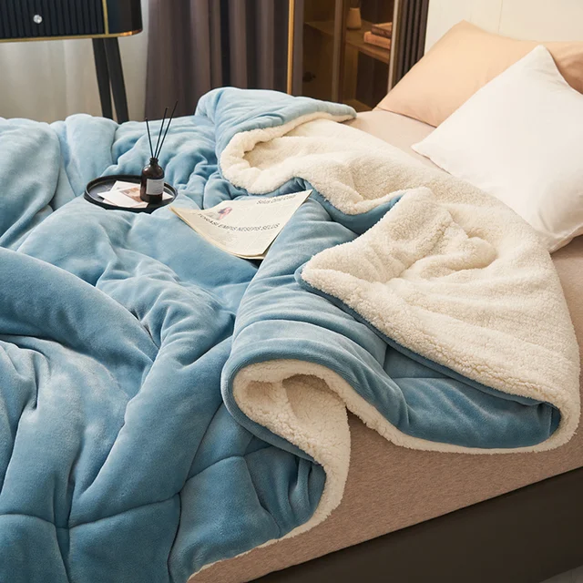 CozyLuxe | Blanket – Warmth and Elegant Comfort