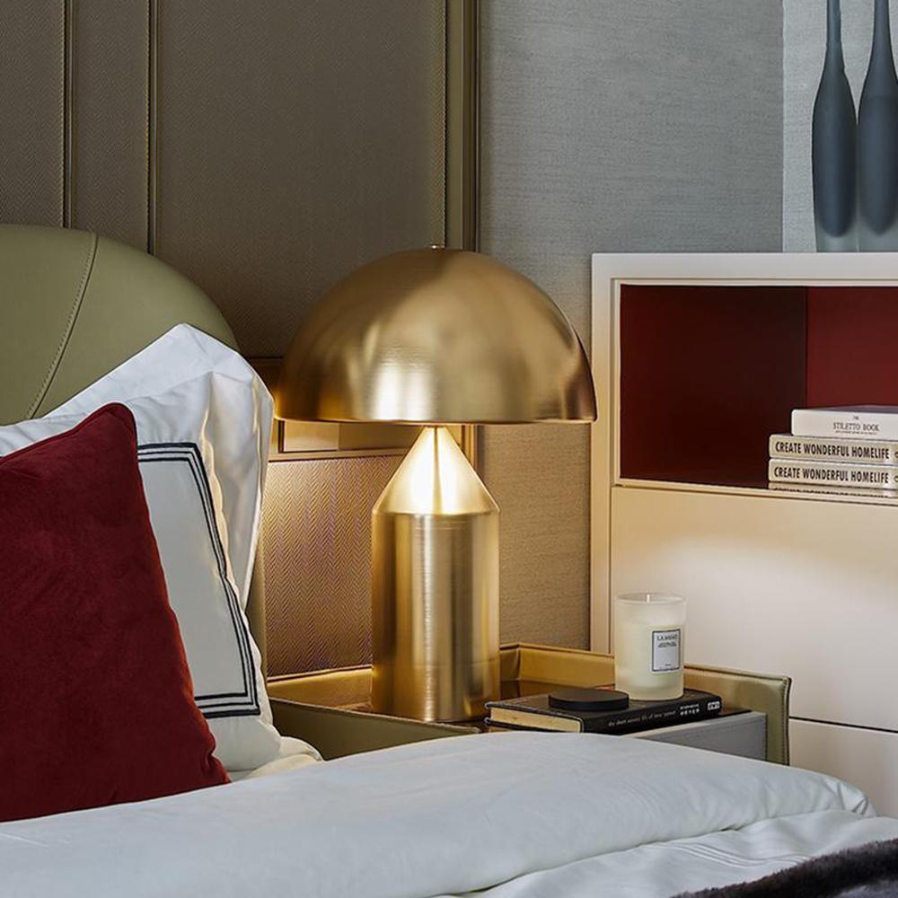 HaloForm | Table Lamp – Modern Statement Lighting for Interiors