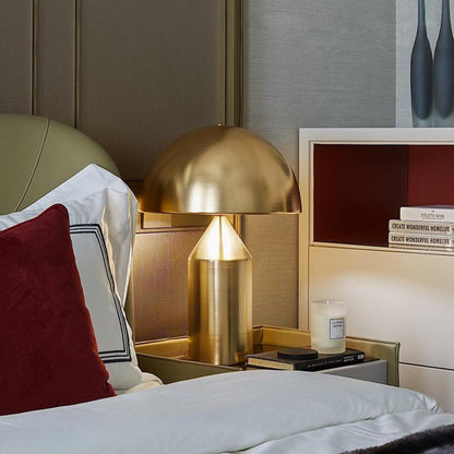 HaloForm | Table Lamp – Modern Statement Lighting for Interiors