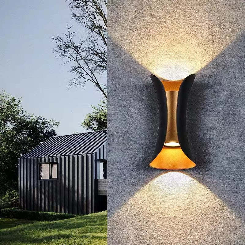 GlowEdge | LED Wall Light – Modern Minimalist Design