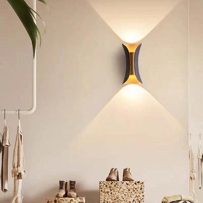 GlowEdge | LED Wall Light – Modern Minimalist Design