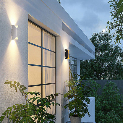 GlowEdge | LED Wall Light – Modern Minimalist Design