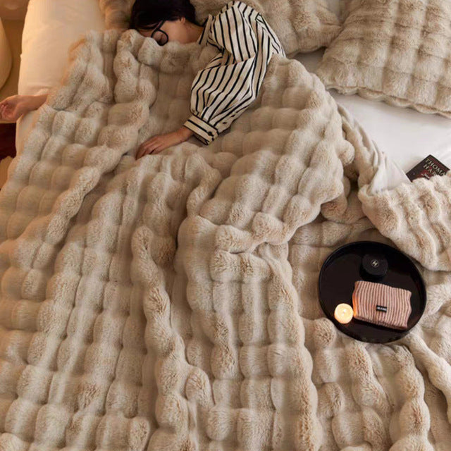 CozyLuxe | Ultra-Soft Blanket – Luxurious Comfort & Elegant Warmth