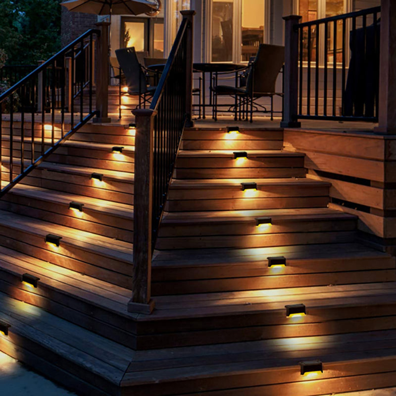 Waterproof LED Solar Lighting for Stairs – 2 Colours, Up to 10 Hours of Battery Life 2