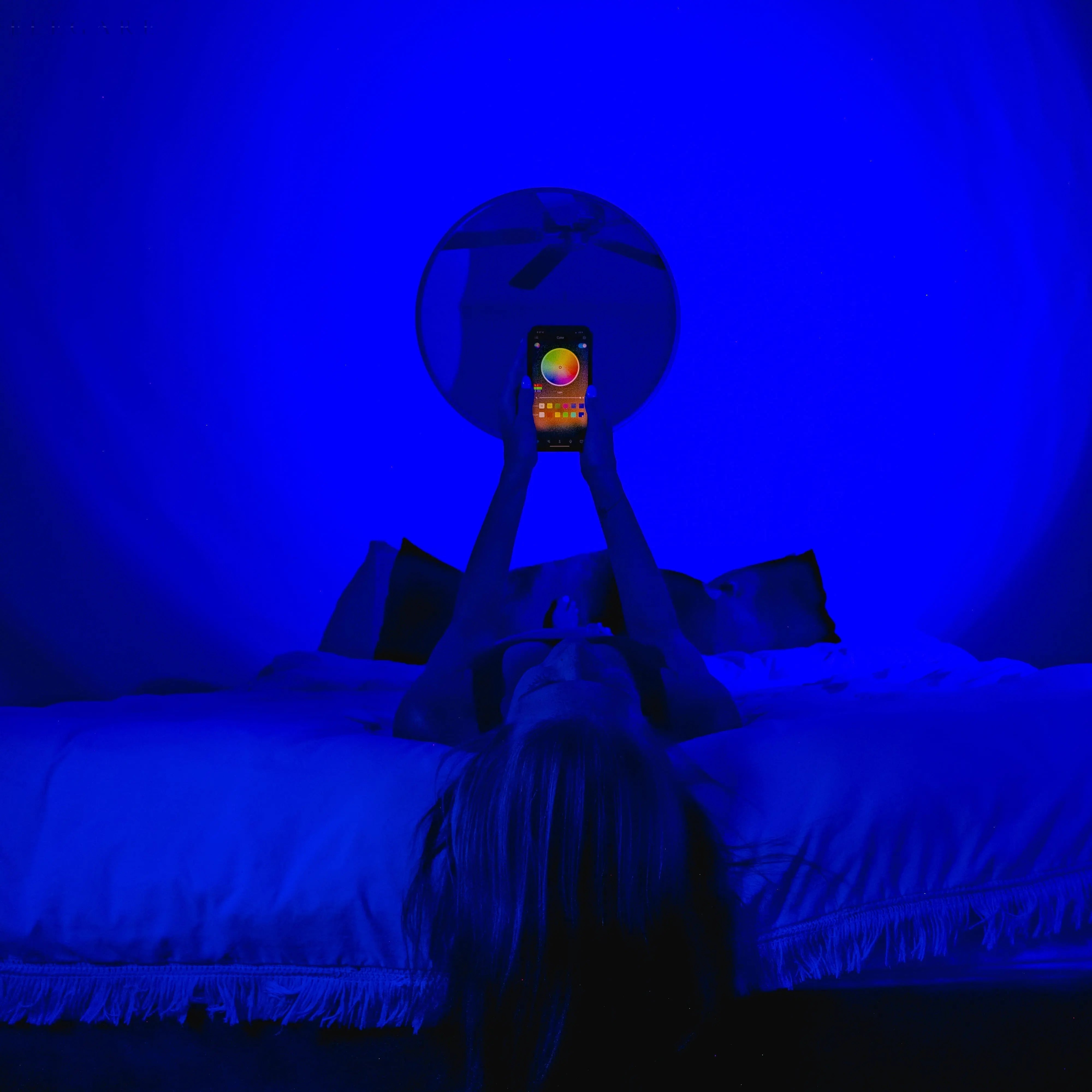 SunAura | Projection Lamp – LED Sunset Effect with Remote Control