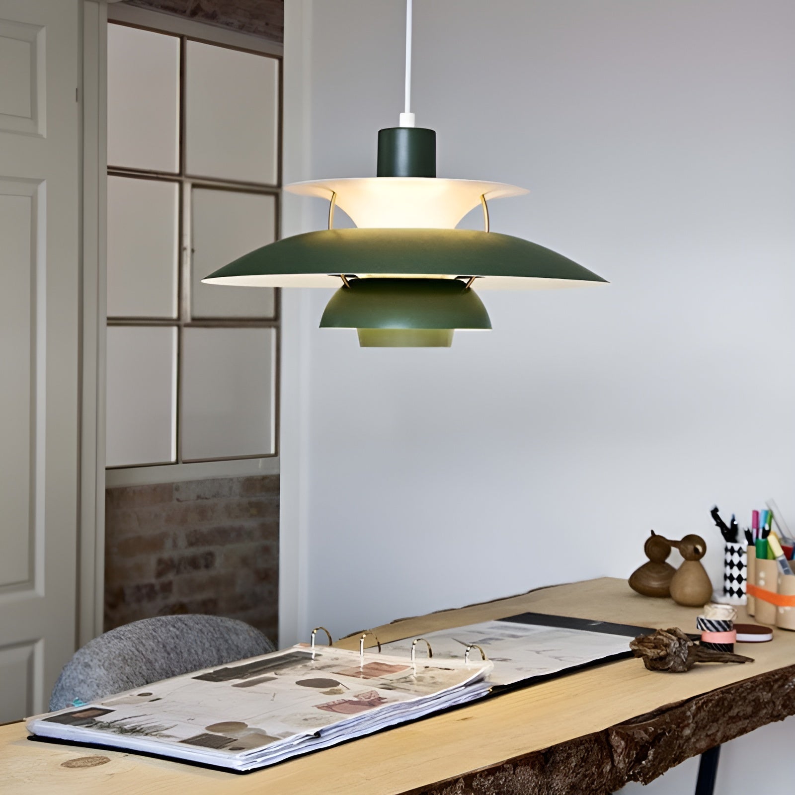 ColorAura | Pendant Lamp – Modern LED Design with Vibrant Elegance