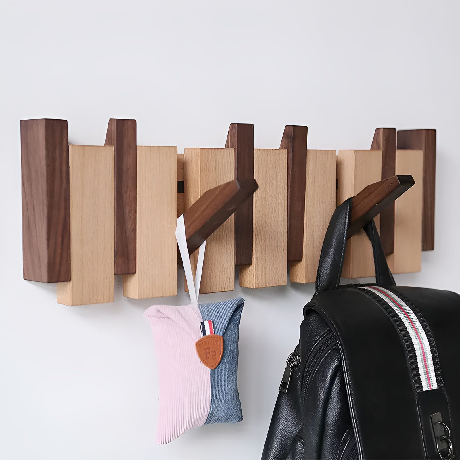 KeyHaven | Wall Shelf – Piano Design & Stylish Organisation