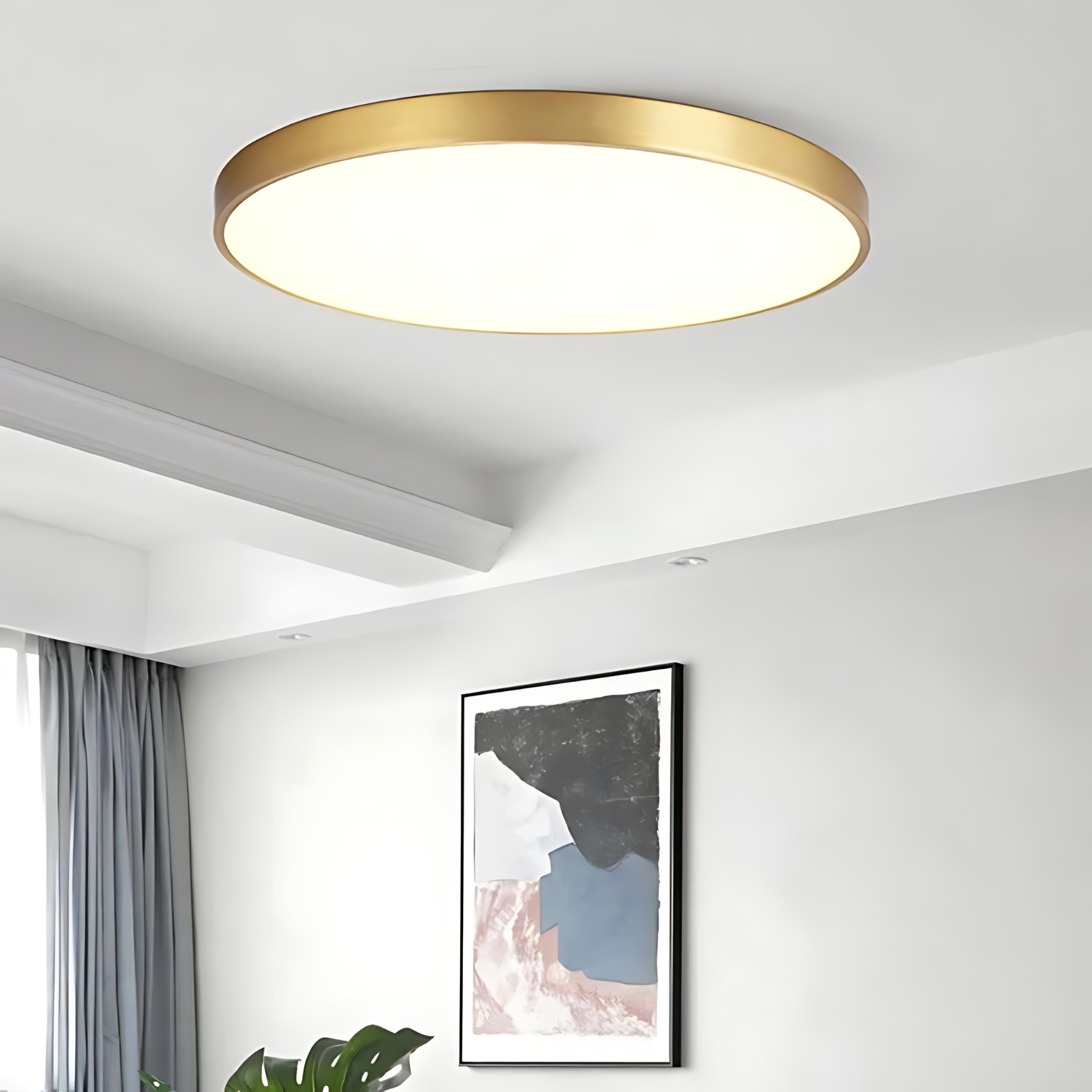 Elegant Decorative Metal and Glass Lamp – Black and Gold Living Room Light Fixture with Soft LED Lighting 2