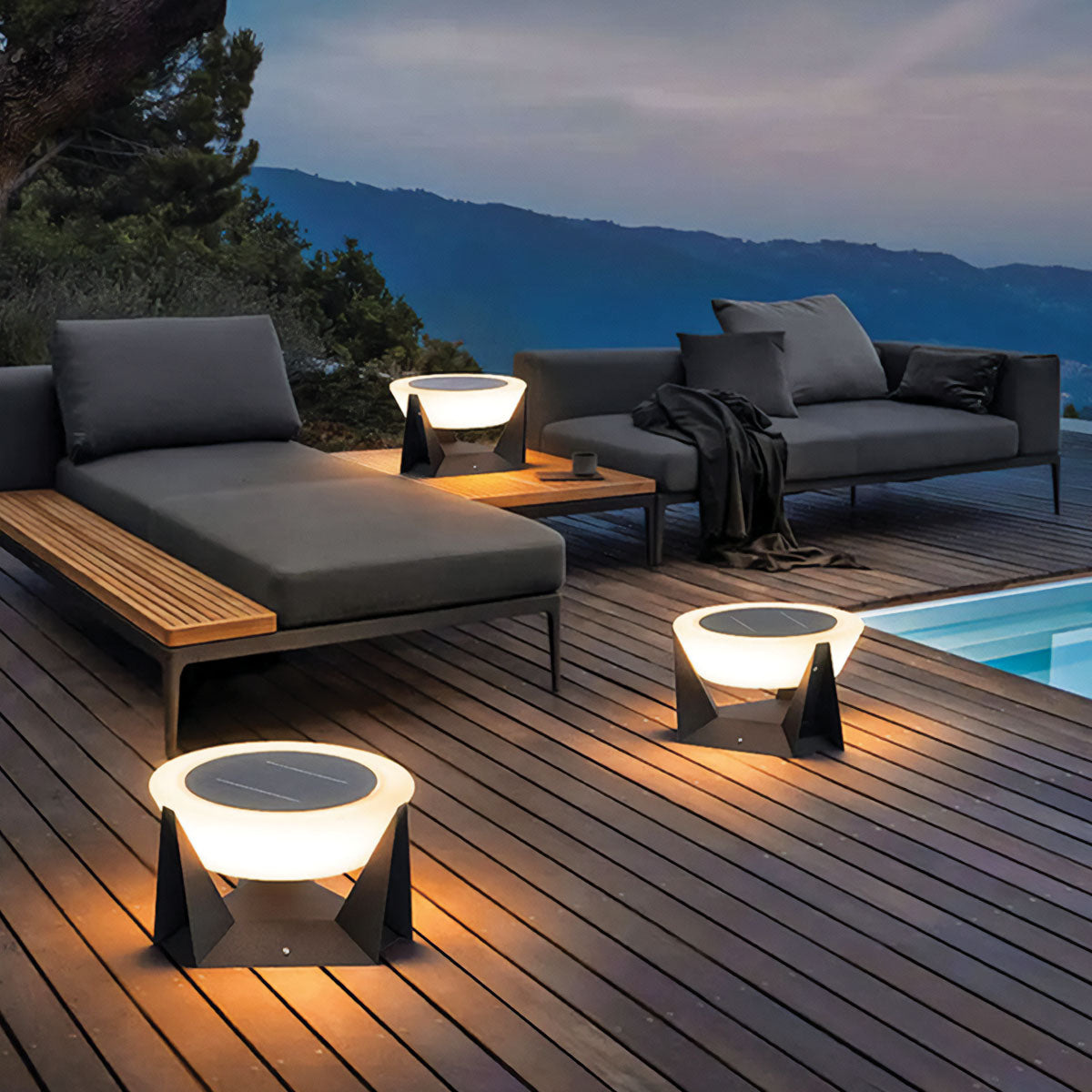 Modern Stainless Steel IP65 Solar Garden Lamp with Adjustable LED for Solar Outdoor Lighting 1