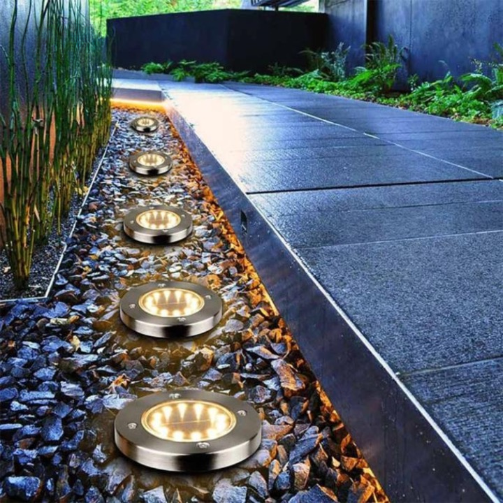 IP65 Waterproof LED Solar Garden Lights with Automatic Function and 600mAh Li-Ion Battery 2