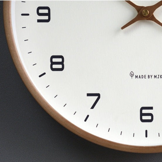 TimelessGlow | Wall Clock – Silent Quartz & Minimalist Design