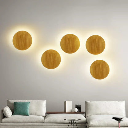 WoodGlow | LED Wall Light – Natural Design & Nordic Warmth