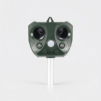 Scarpulse - Solar-Powered Ultrasonic Outdoor Pest Repeller Decoluxe.co.uk
