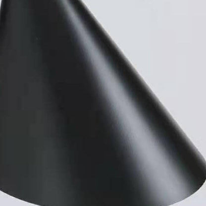 LumiHorn | Scandinavian Wall Light – Elegant Shape & Cosy Atmosphere
