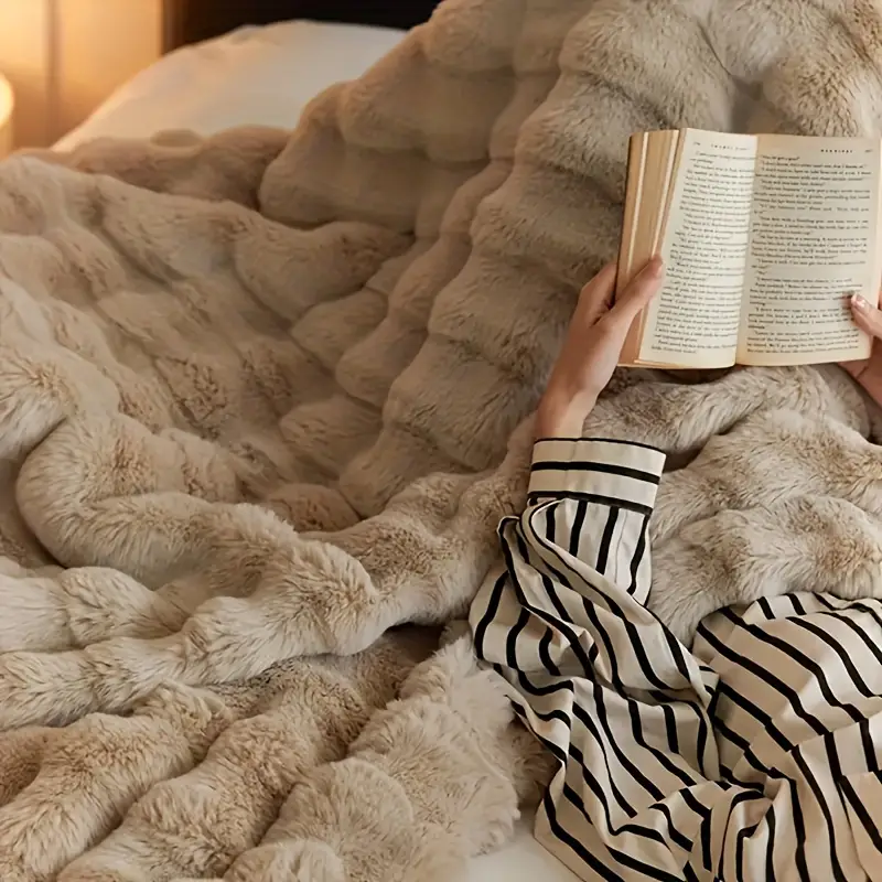 VeluraHome | Rug – Refined Softness with Lasting Elegance