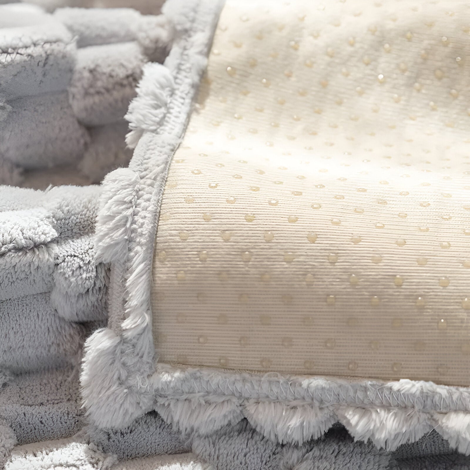 SofaLuxe | Non-Slip Sofa Cushion – Elegant Protection & Comfort