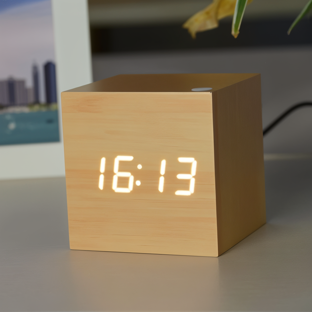 WoodTime | Alarm Clock – Elegant LED Display with Natural Wooden Design