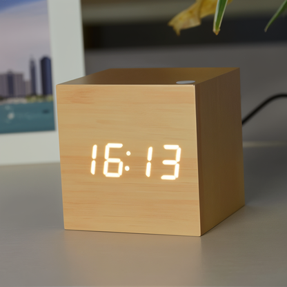 WoodTime | Alarm Clock – Elegant LED Display with Natural Wooden Design