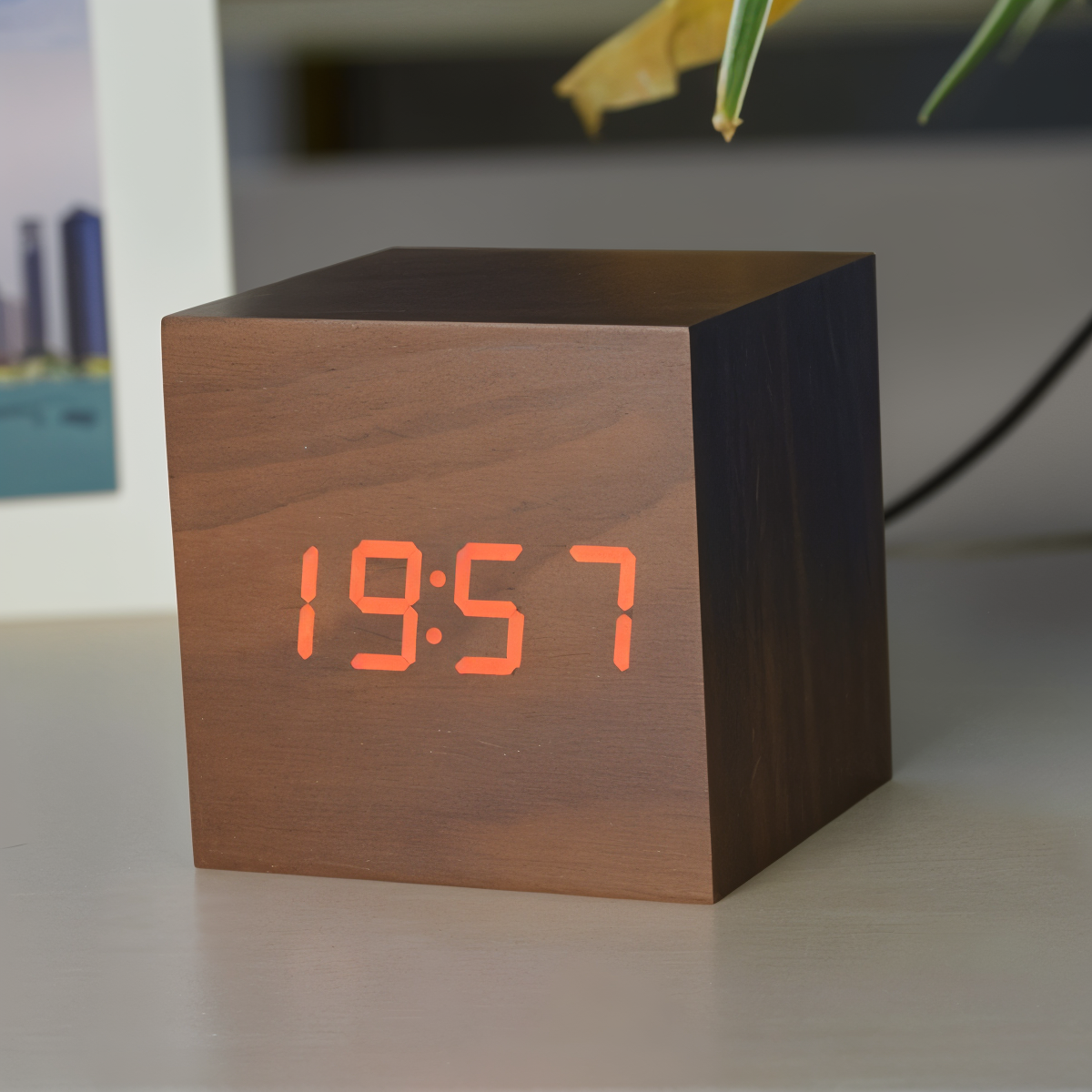 WoodTime | Alarm Clock – Elegant LED Display with Natural Wooden Design