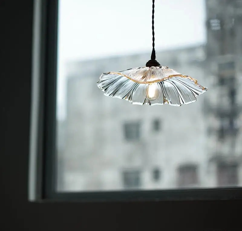 BloomGlow | Floral Ceiling Lamp – Nature-Inspired Design & Soft Light Ceiling Light Fixtures Decoluxe.co.uk