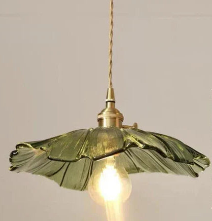BloomGlow | Floral Ceiling Lamp – Nature-Inspired Design & Soft Light Green Ceiling Light Fixtures Decoluxe.co.uk