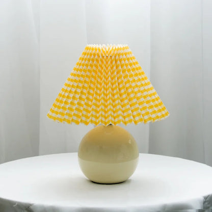 GlowHeritage | Vintage Table Lamp – Pleated Shade & Warm Atmosphere Decoluxe.co.uk