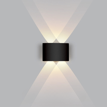 LumeGuard | LED Outdoor Wall Light – Weatherproof Modern Security Black 4W Decoluxe.co.uk