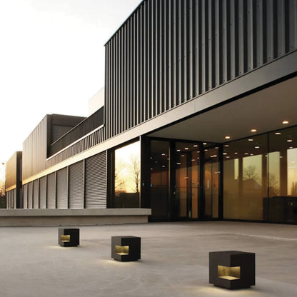 LumeSquare | Outdoor Lamp – Minimalist Lighting Ambiance Decoluxe.co.uk