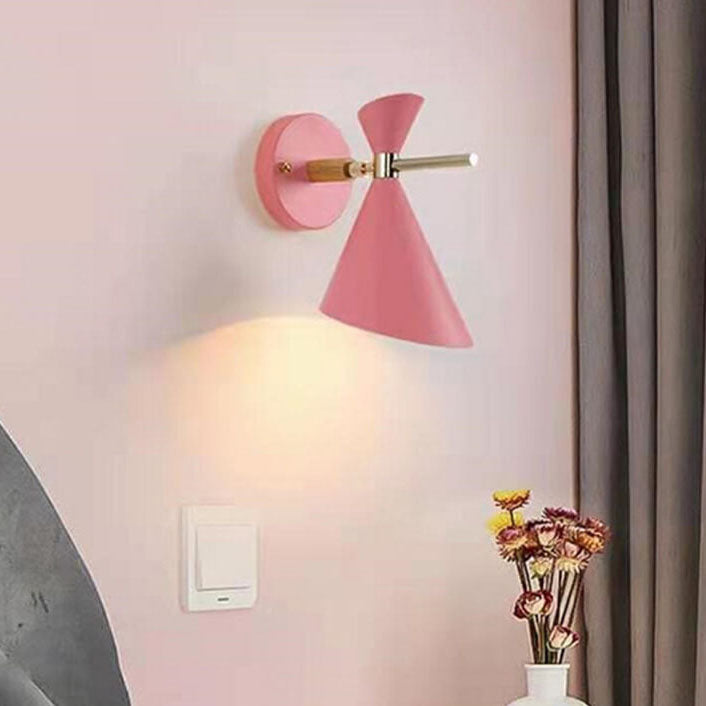 LumiHorn | Scandinavian Wall Light – Elegant Shape & Cosy Atmosphere Pink 4.7 × 8.7 in (12 x 22 cm) Decoluxe.co.uk