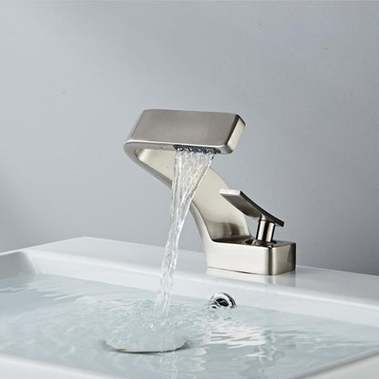 StreamFlow | Curved Tap – Modern Design & Smooth Water Flow Decoluxe.co.uk