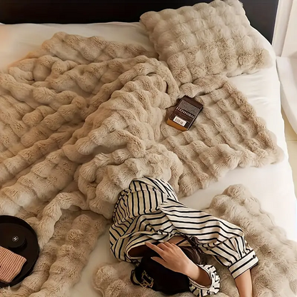 VeluraHome | Rug – Refined Softness with Lasting Elegance Decoluxe.co.uk